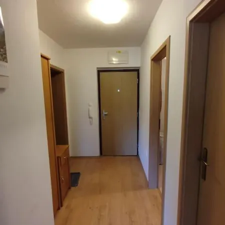 Apartment Velky Stylovy Apartman Vo Vybornej Lokalite