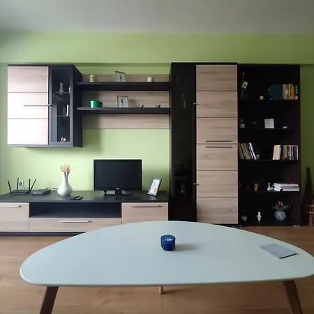 Velky Stylovy Apartman Vo Vybornej Lokalite Apartment
